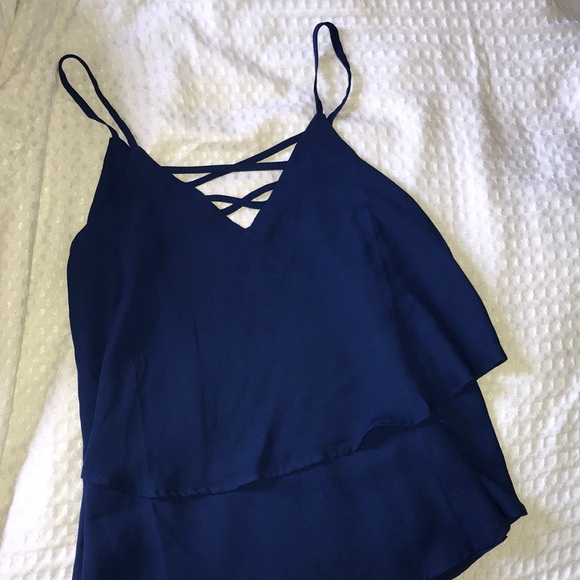 Reversible Lace-Up Front/Scoopneck Tank Top - Picture 2 of 3